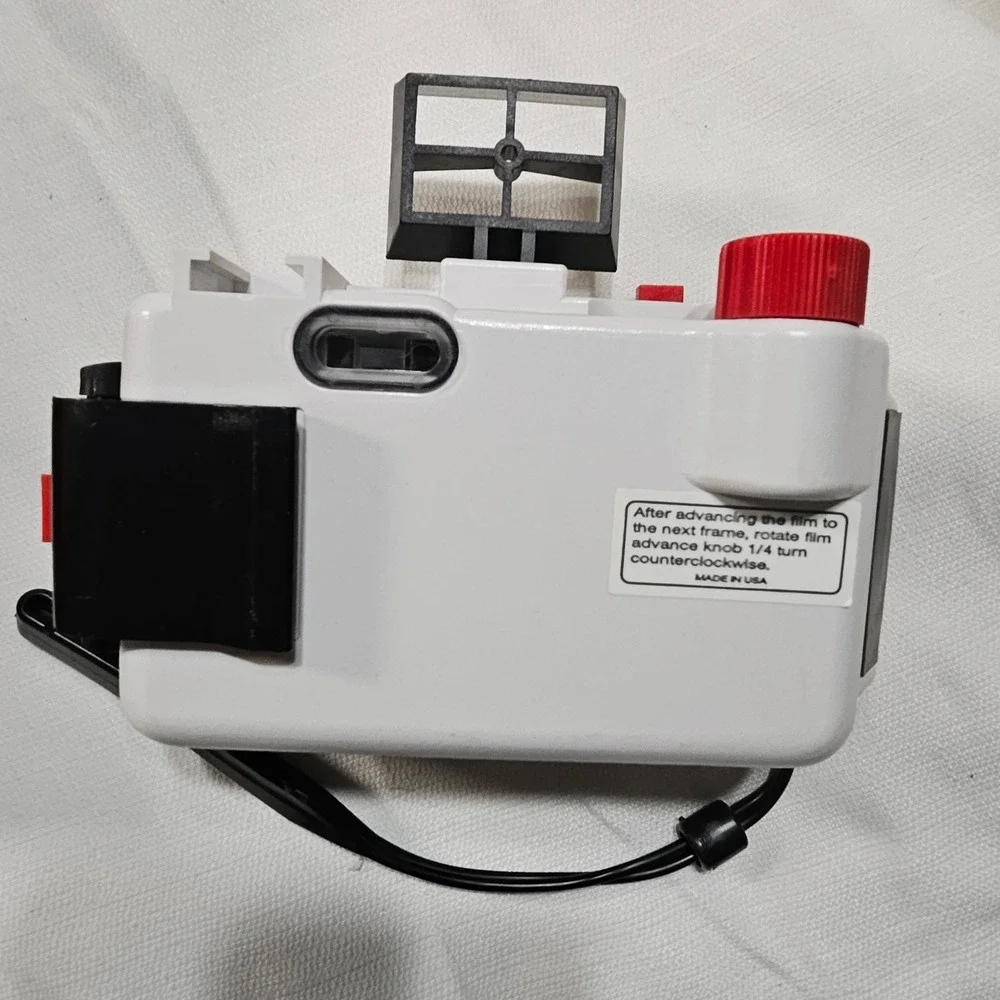 Ikelite Aquashot II 5435‎ Underwater Housing for 35mm Single Use Cameras